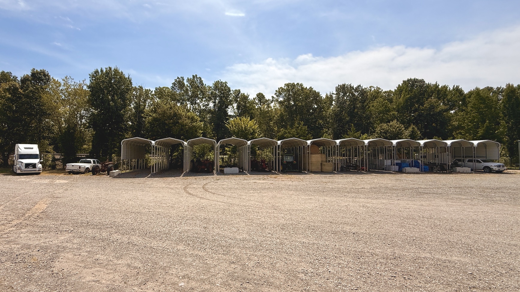 Mid - Ark Outside Storage LLC — photo 2 of 7