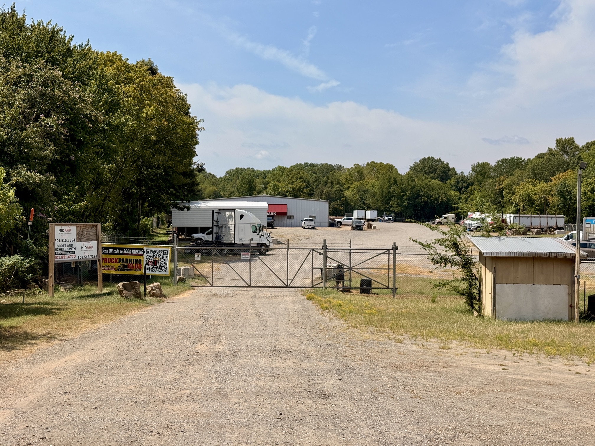 Mid - Ark Outside Storage LLC — photo 3 of 7