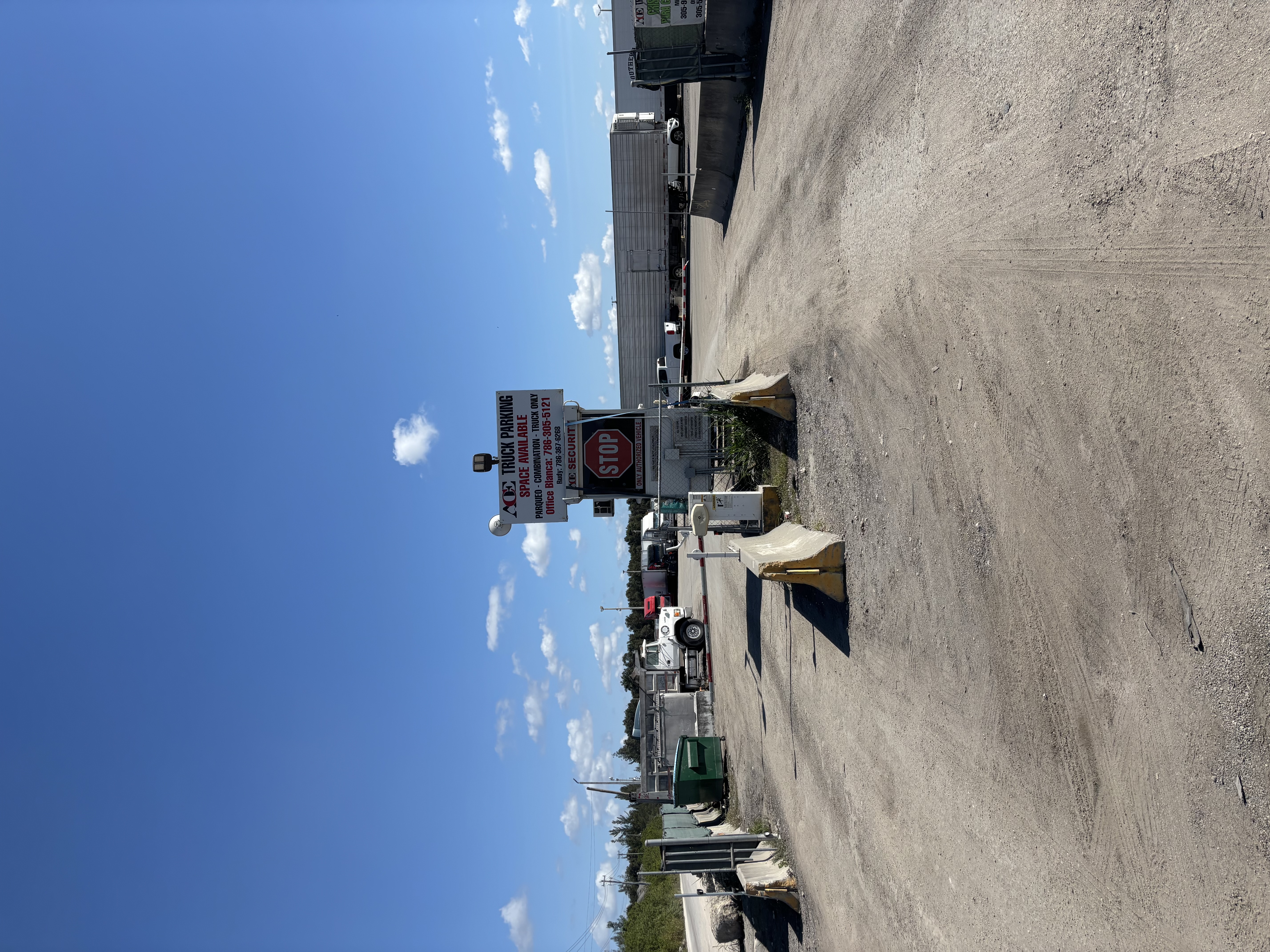 Realize Truck Parking at Hialeah, FL — photo 3 of 3