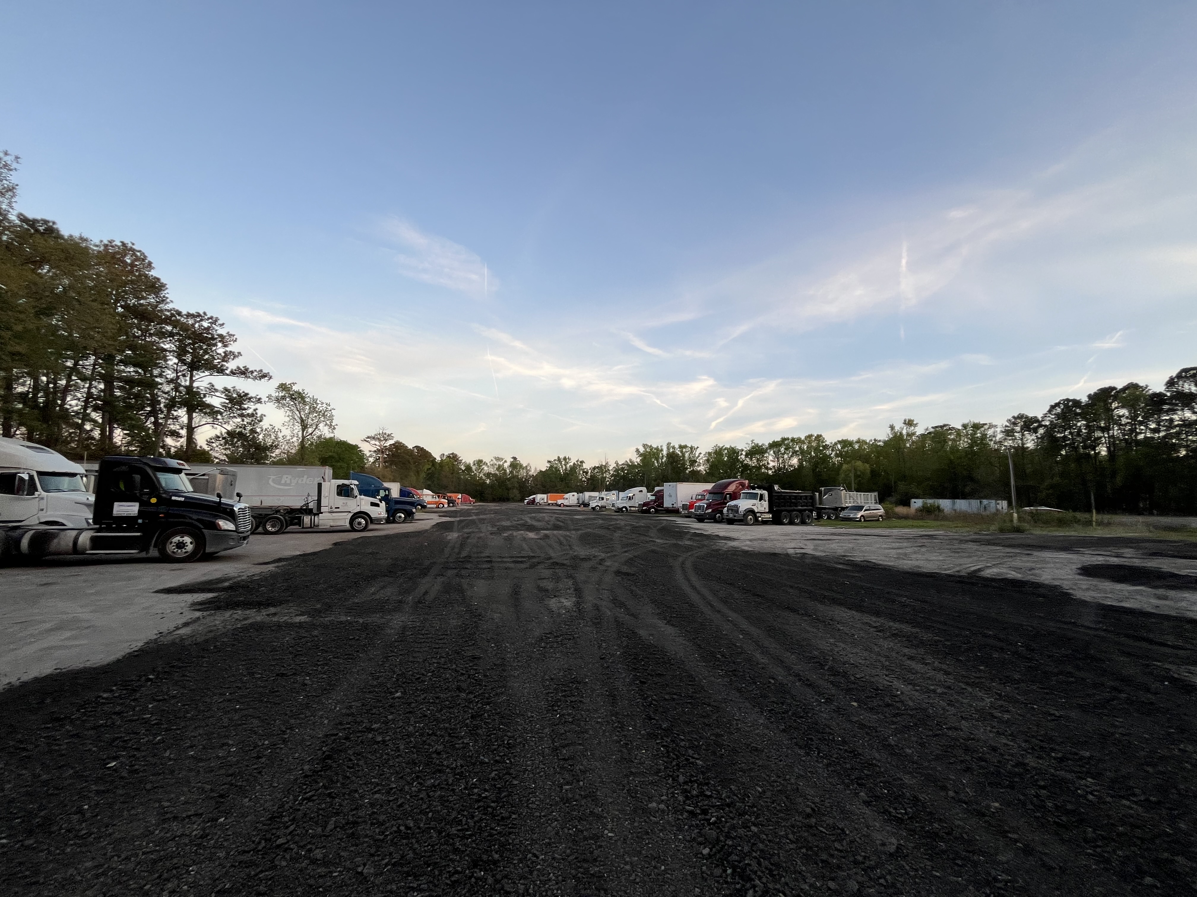 Realize Truck Parking at Jacksonville, FL — photo 2 of 2