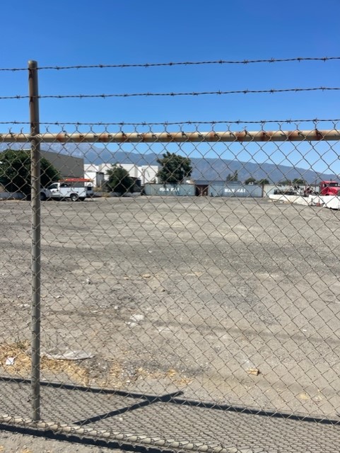Truck & Trailer Parking — photo 4 of 6