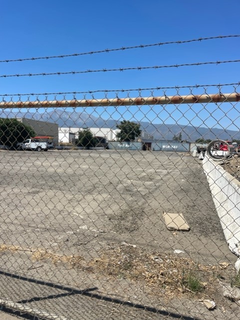 Truck & Trailer Parking — photo 5 of 6