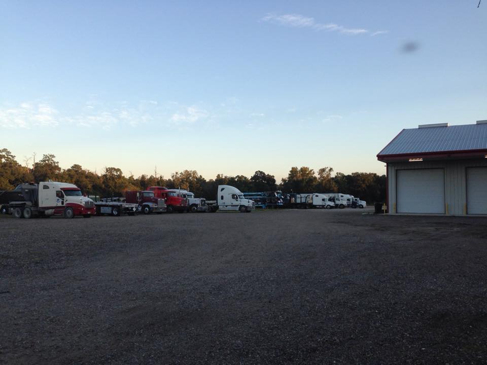 Williams Truck Parking - Houston — photo 2 of 3
